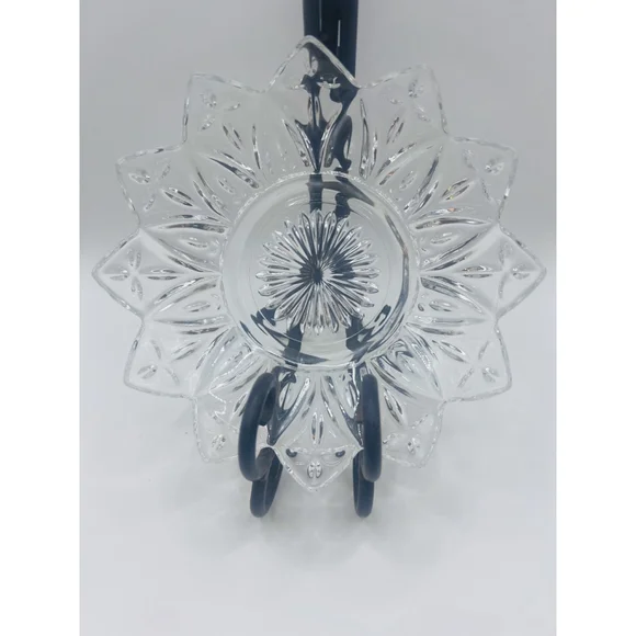 Federal Carnival Glass Petal Bowls Plates 5 1/4" Vintage Set of 8 Candy Dessert - Picture 5 of 8